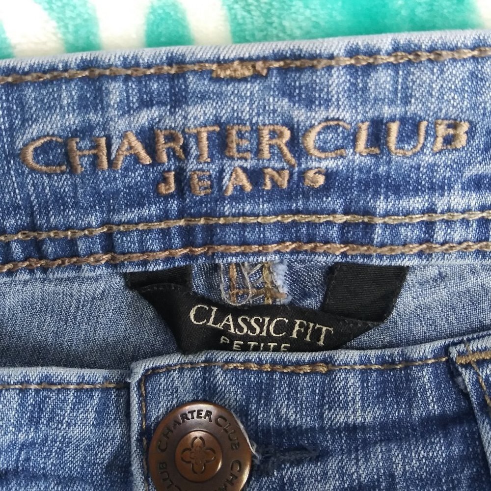 Charter Club Classic Fit Jeans Size 10P - Picture 6 of 7